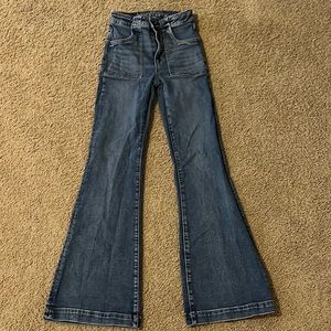 high waisted blue american eagle bell bottom jeans